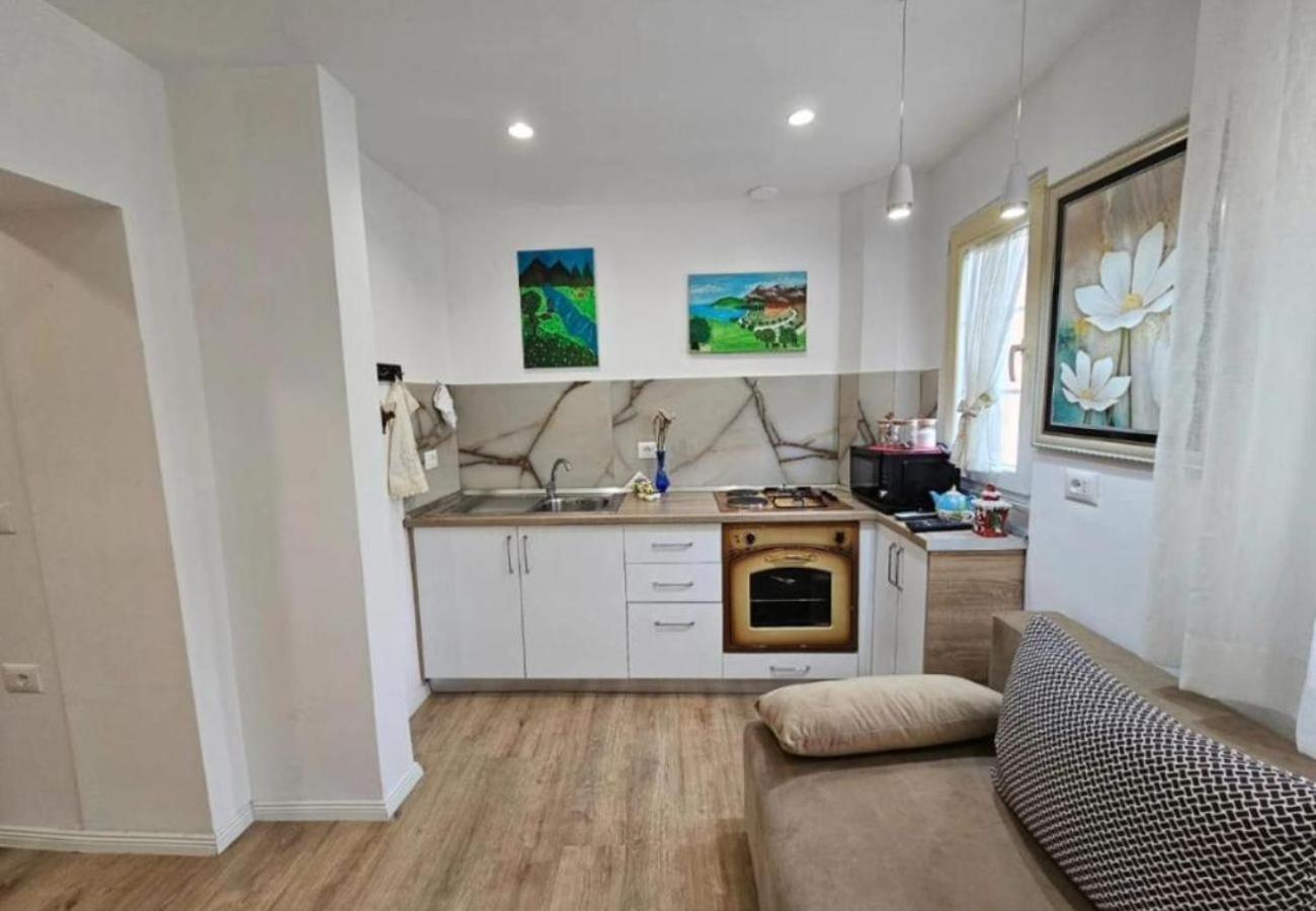 Kalpazo Myslym Shyri Tirana Appartement Buitenkant foto