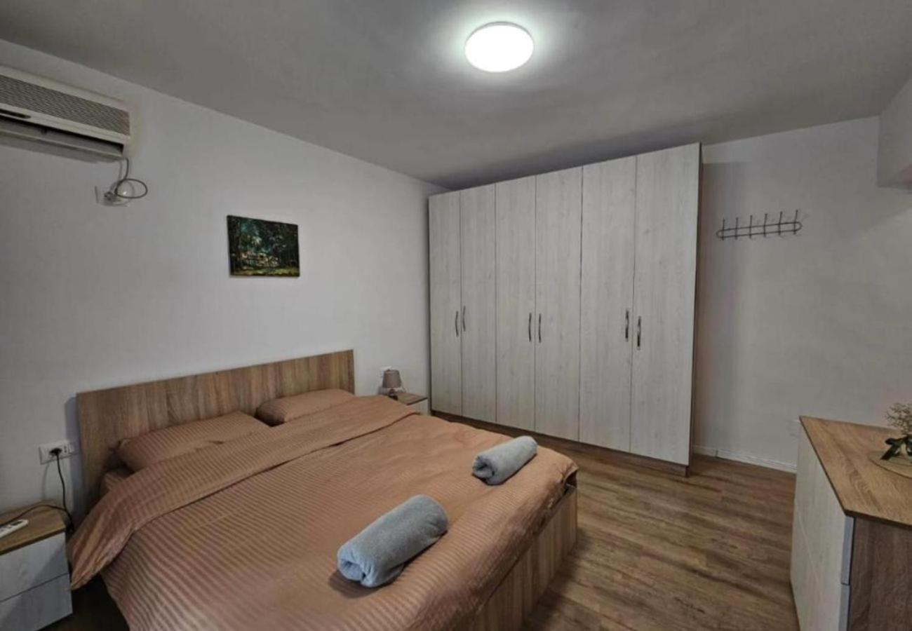 Kalpazo Myslym Shyri Tirana Appartement Buitenkant foto